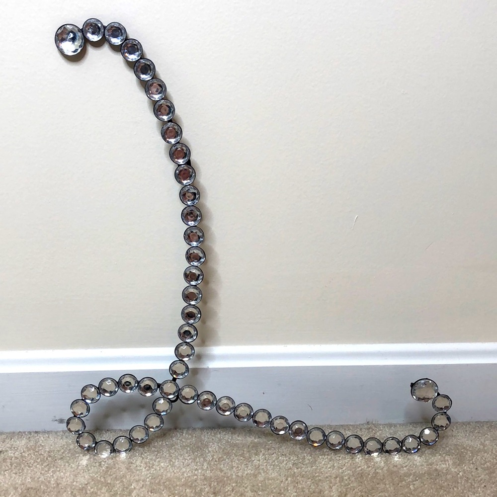 Home Wall Decor “L” Diamond Shaped Letter